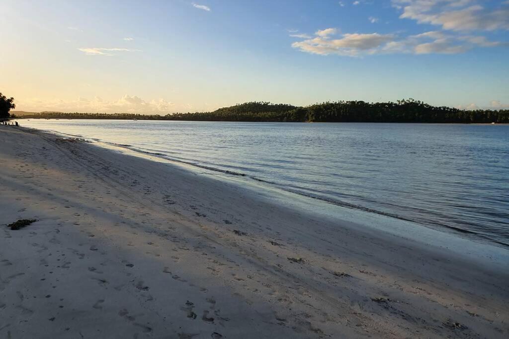 Bangalo A Beira Mar No Eco Resort بريا دوس كارنيروس المظهر الخارجي الصورة